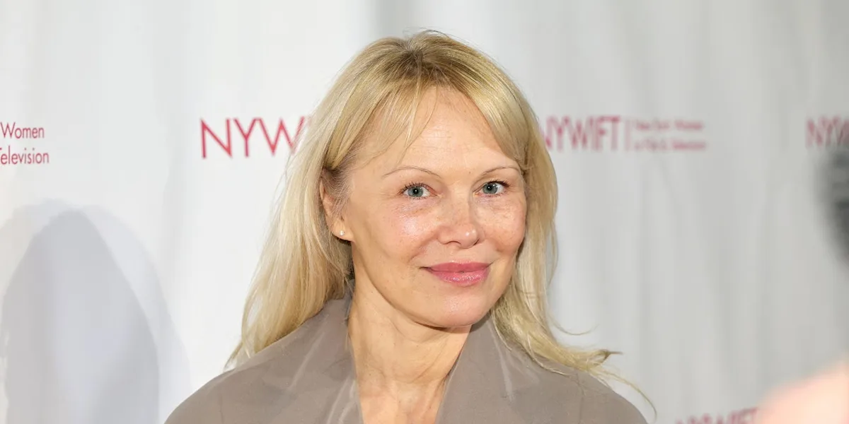 Why Pamela Anderson’s XXL Bouffant Bob Is the Most Talked-About Hair Trend Right Now