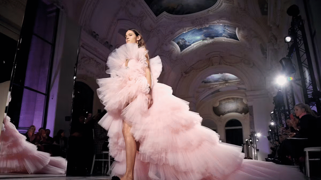 What’s trending in fashion latest styles and outfit ideas for 2026